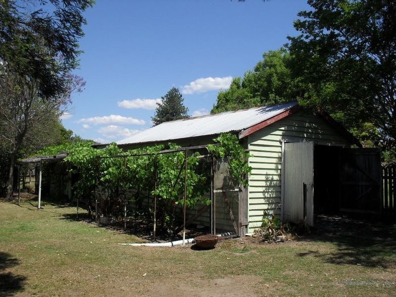 35 Oak Street, Bonalbo NSW 2469