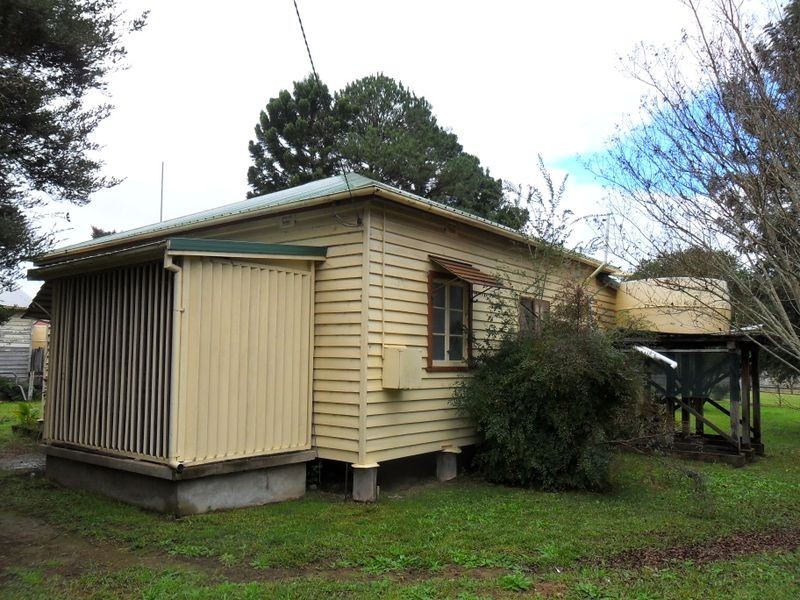 27 Urben Street, Urbenville NSW 2475
