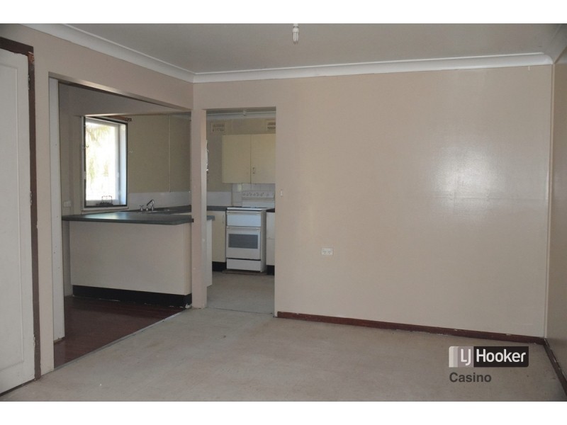 2 Churchill Crescent, Casino NSW 2470