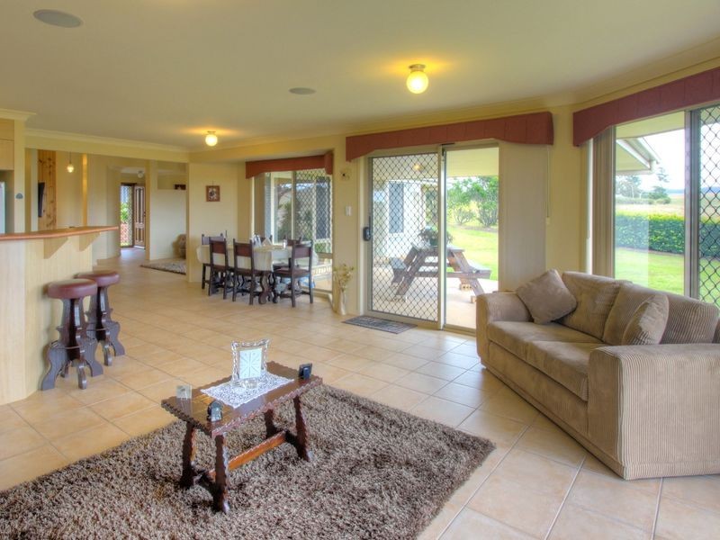 8 Fig Tree Lane, Mckees Hill NSW 2480