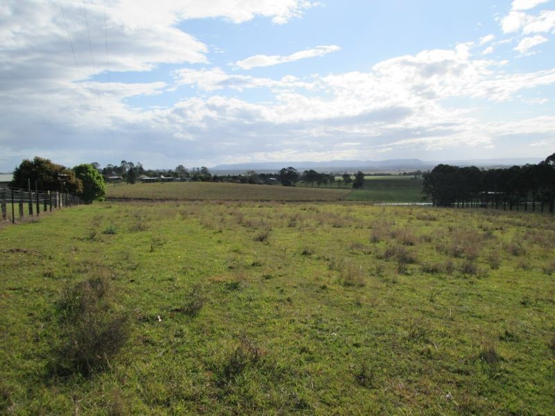 7 View Street, Fairy Hill NSW 2470