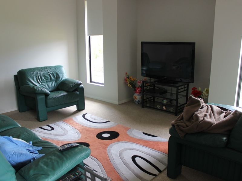 60 Pennefather Close, Yorklea NSW 2470