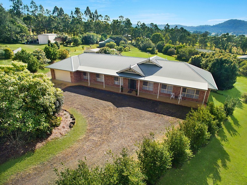 16 Tullarook Grove, Spring Grove NSW 2470