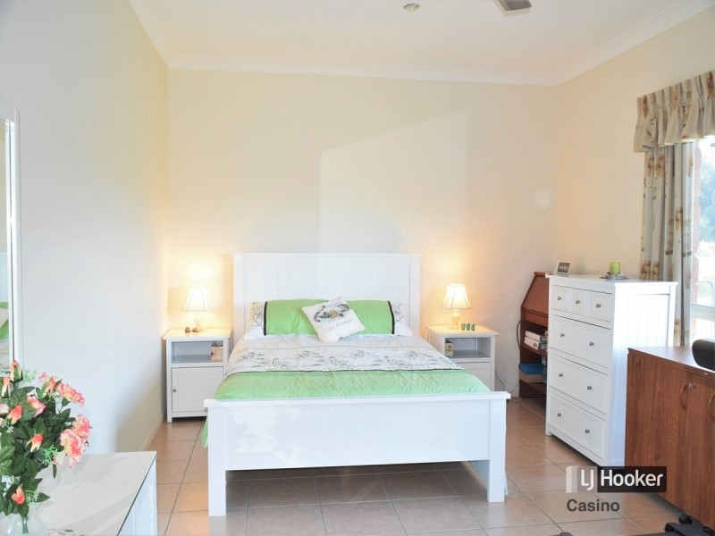 16 Tullarook Grove, Spring Grove NSW 2470