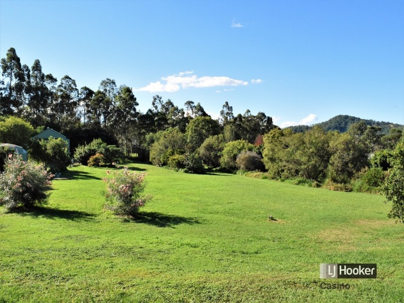 16 Tullarook Grove, Spring Grove NSW 2470