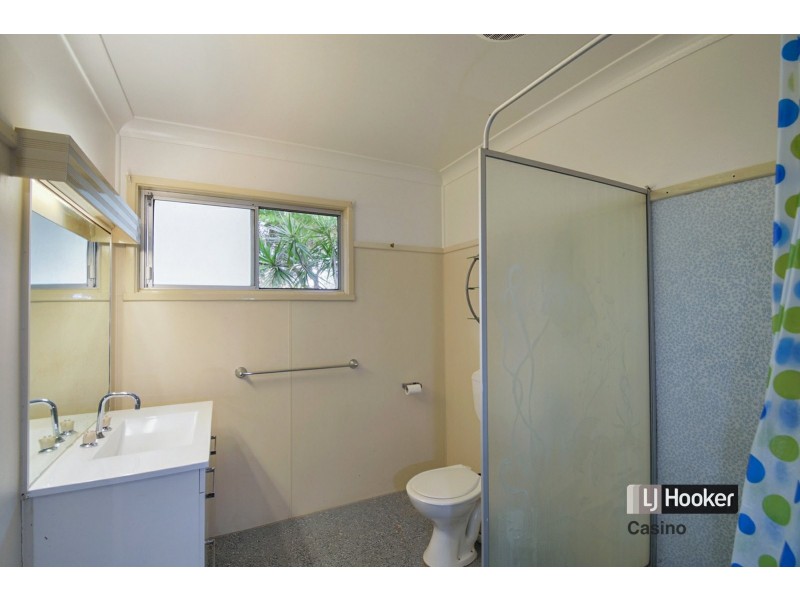 4 Windsor Ave, Casino NSW 2470