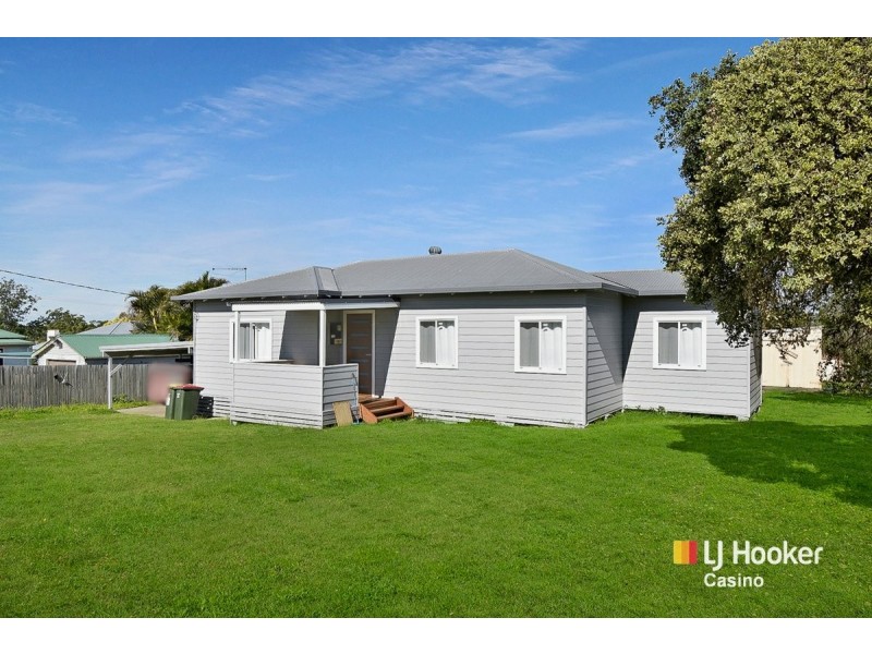 77 Stapleton Ave, Casino NSW 2470