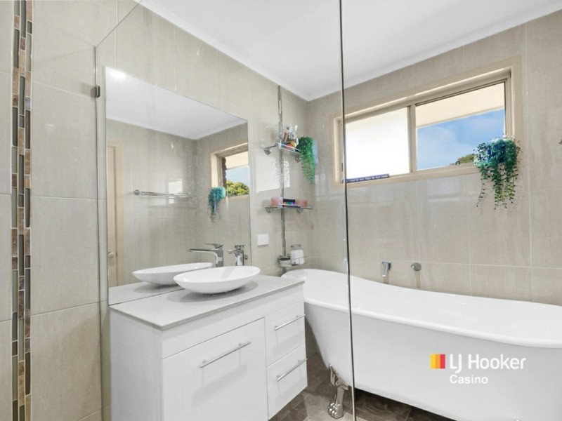 22 Figtree Drive, Casino NSW 2470