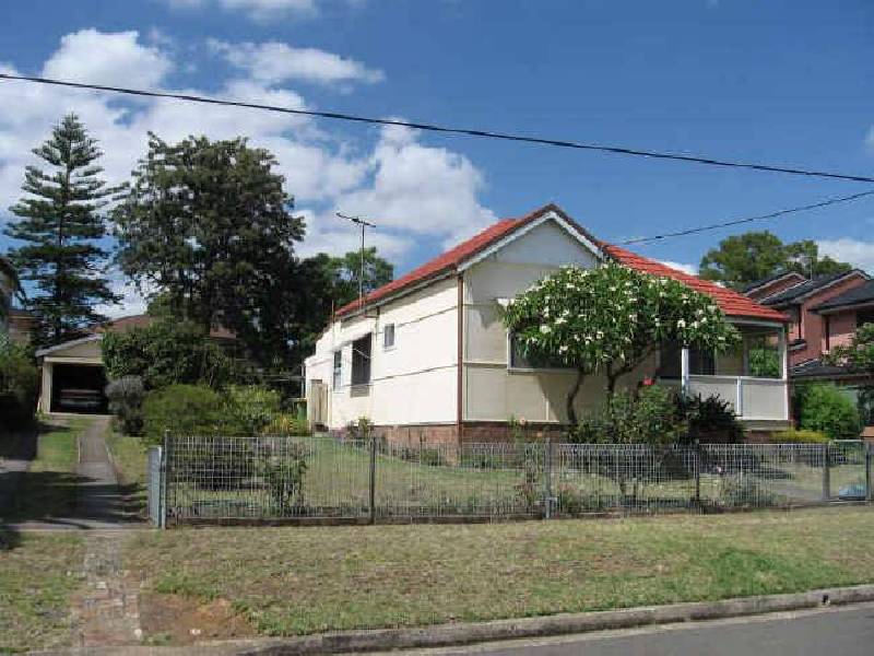 31 Harold Street, Fairfield NSW 2165