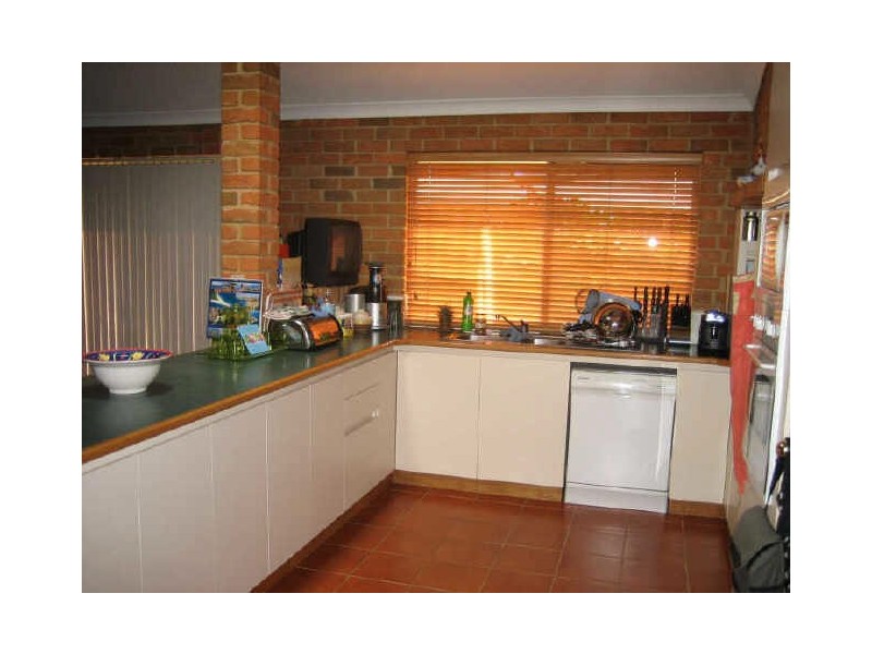 15 Goodwin Way, Leeming WA 6149