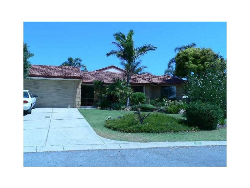 10 Meadow Grove, Leeming WA 6149