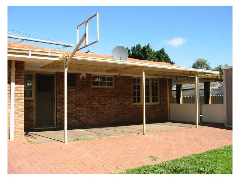 48 Cowan Street, Armadale WA 6112