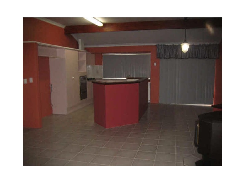 16 Lombe Gardens, Atwell WA 6164