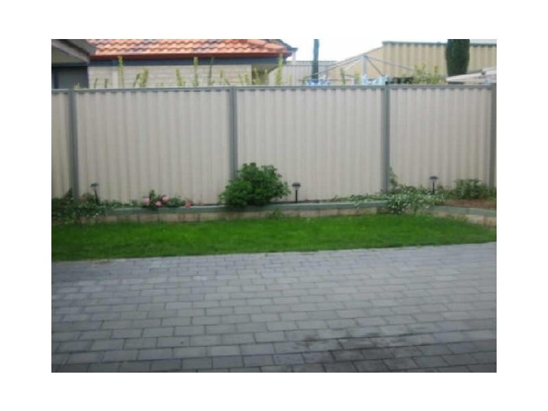 2 Koomba Rise, Bertram WA 6167