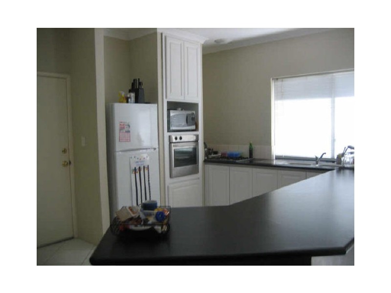 35 Lombe Gardens, Atwell WA 6164