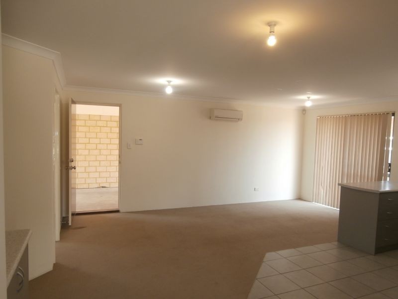 1/85 Owtram Road, Armadale WA 6112