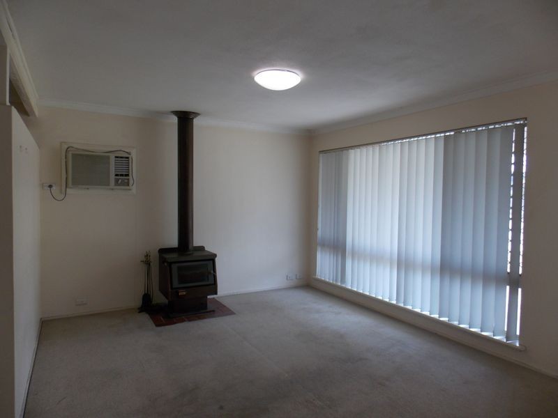 9 Kyabram Road, Armadale WA 6112