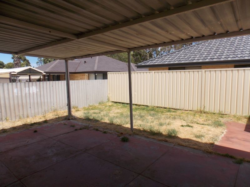 9 Kyabram Road, Armadale WA 6112