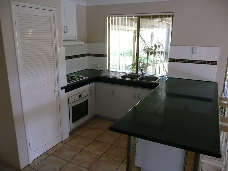 11 Piesse Place, Seville Grove WA 6112