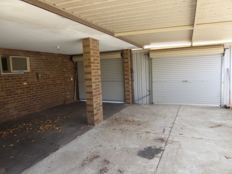 3 Berala Court, Camillo WA 6111