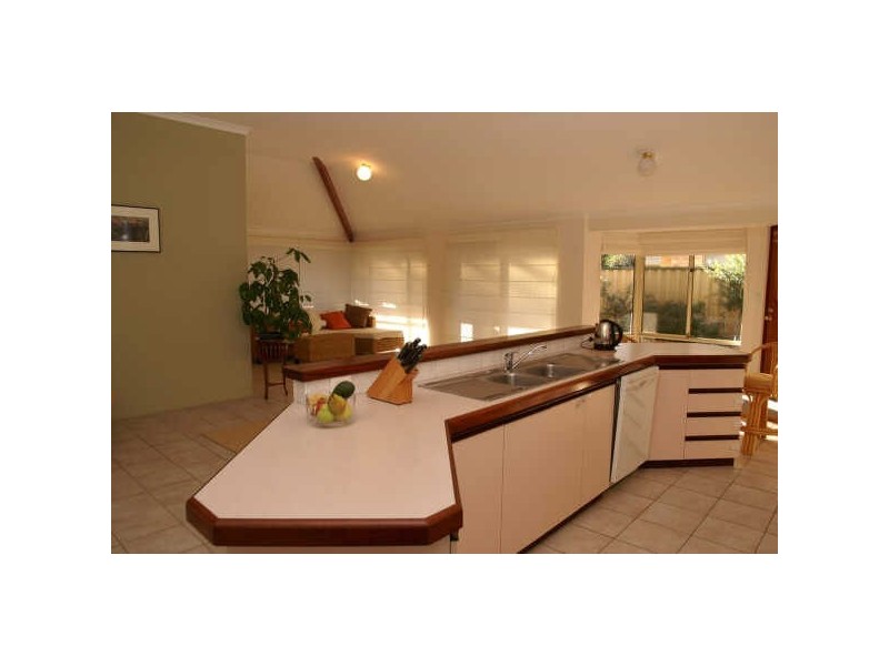 3 Hayton Mews, Atwell WA 6164