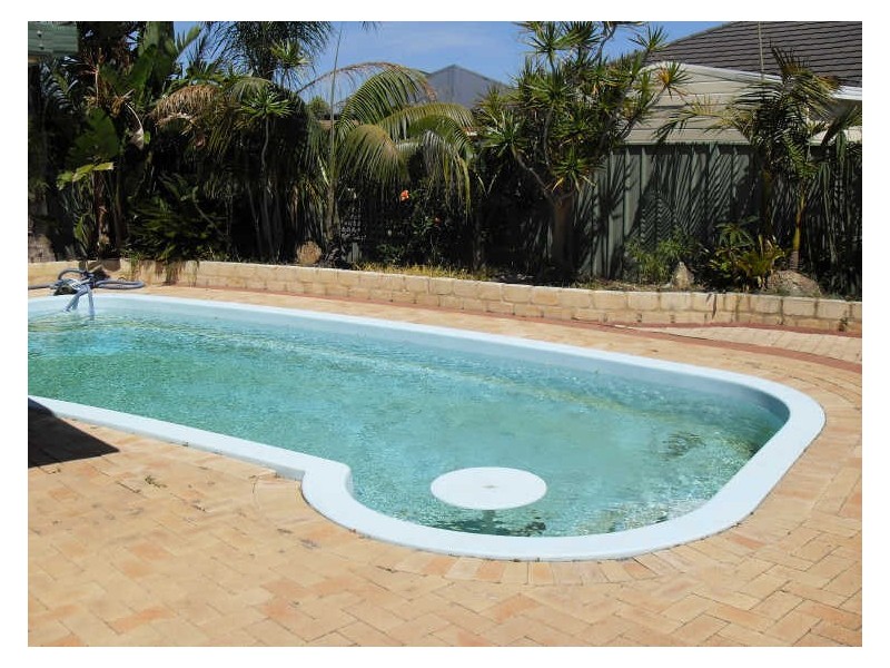68 Folland Parade, Atwell WA 6164