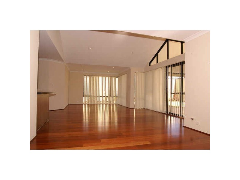 16 Gadsden Terrace, Success WA 6164