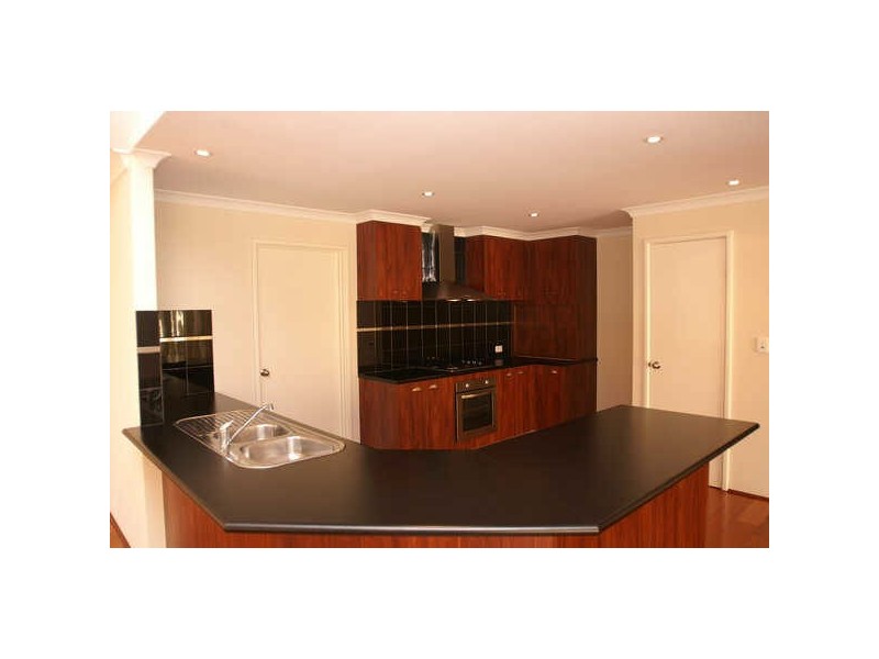 16 Gadsden Terrace, Success WA 6164