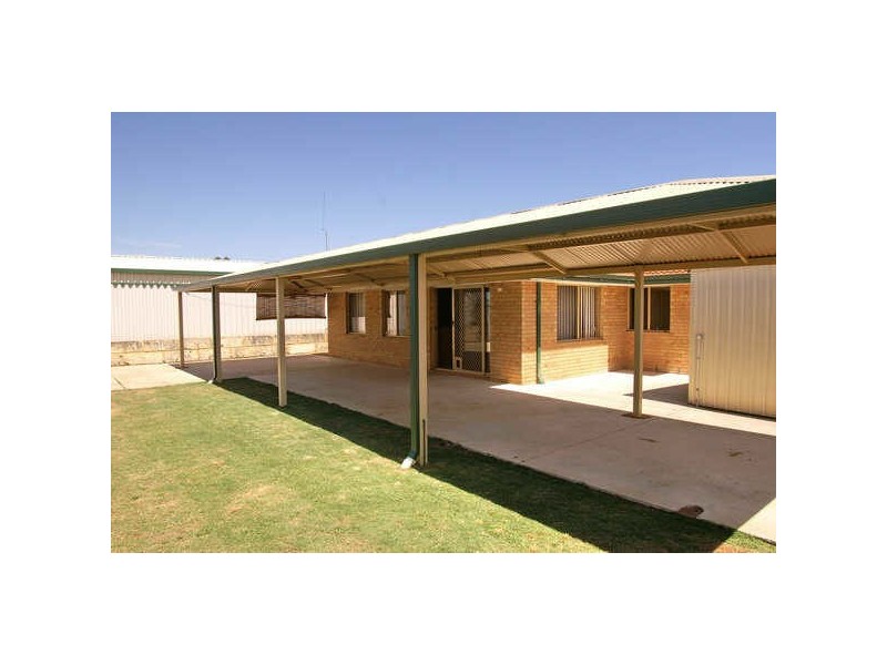 21 Brougham Crescent, Orelia WA 6167