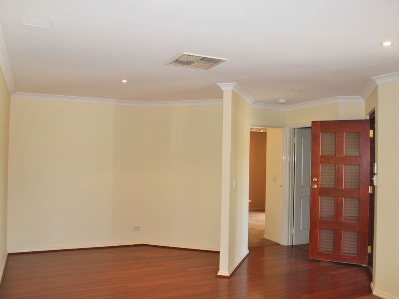 26 Liata Court, Thornlie WA 6108