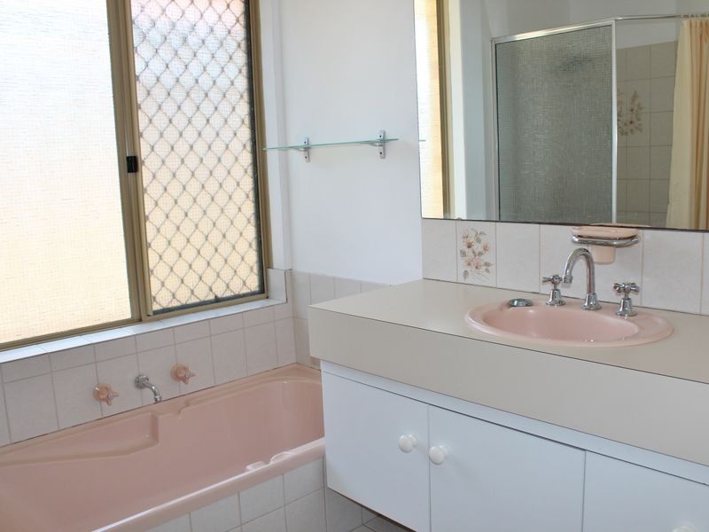 26 Liata Court, Thornlie WA 6108