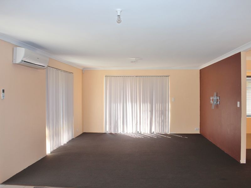 7 Mariposa Gardens, Success WA 6164