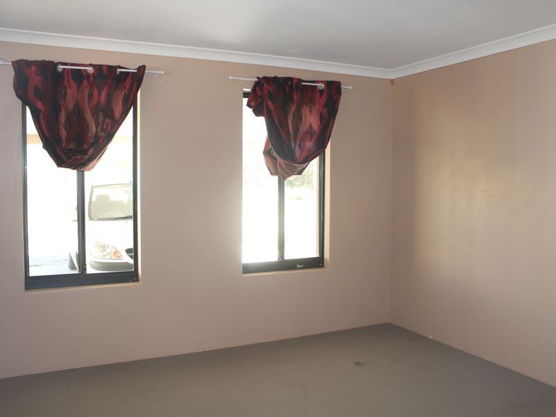 7 Mariposa Gardens, Success WA 6164