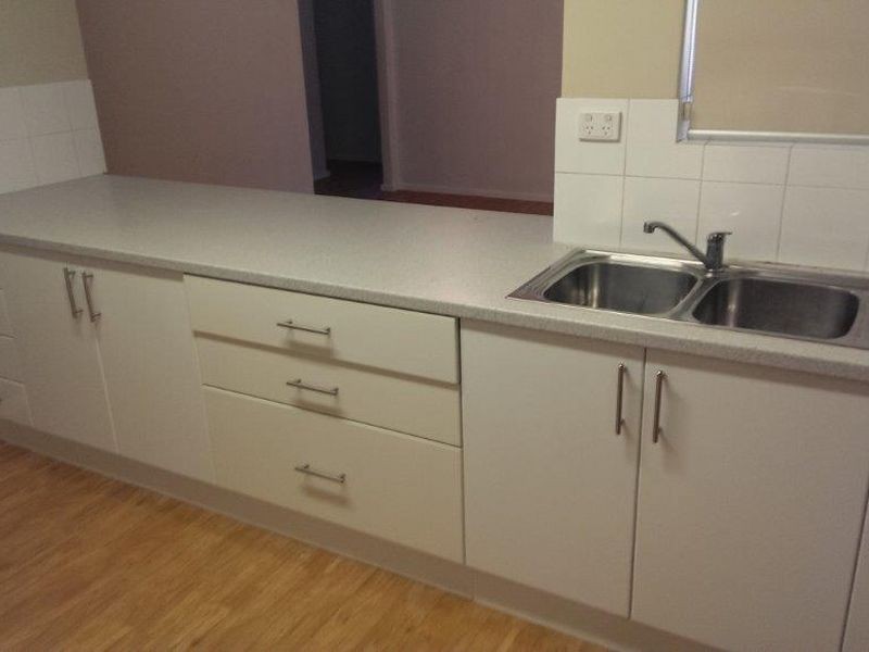 20 Redtingle Road, Camillo WA 6111