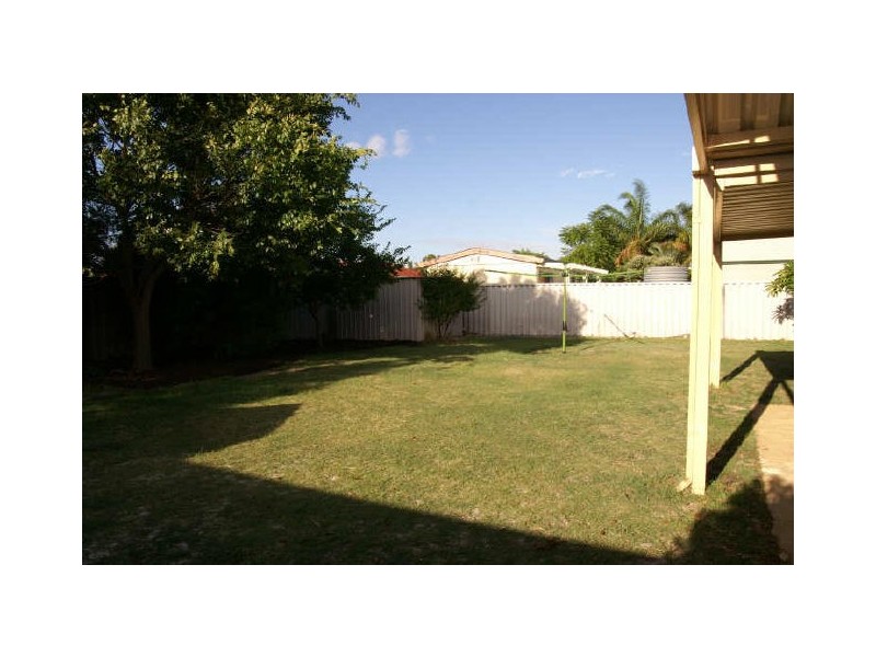 5 Bosci Court, Atwell WA 6164