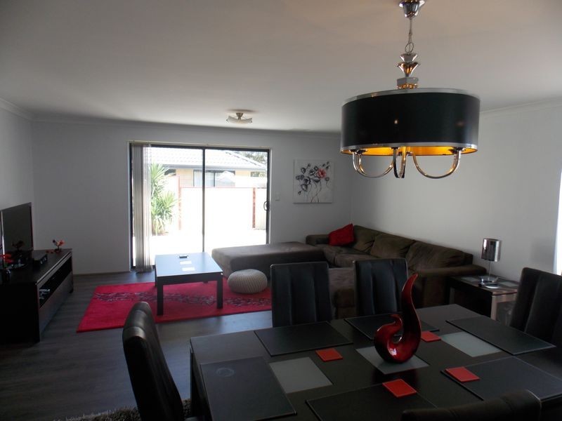 4 Lefroy Road, Mount Nasura WA 6112