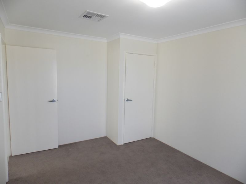 5 Fertito Entrance, Success WA 6164