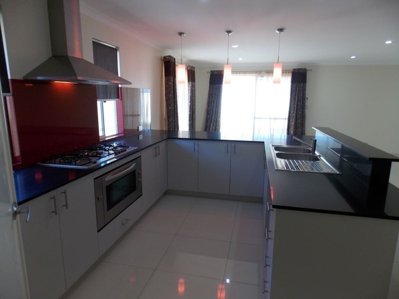 5 Fertito Entrance, Success WA 6164