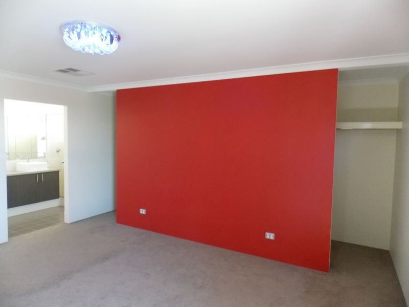 5 Fertito Entrance, Success WA 6164