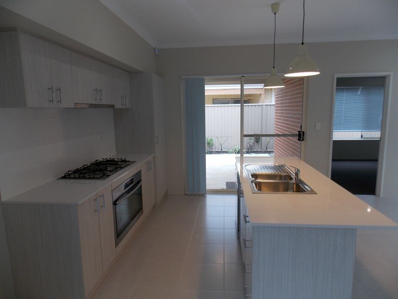 11 Recess Parkway, Coolbellup WA 6163
