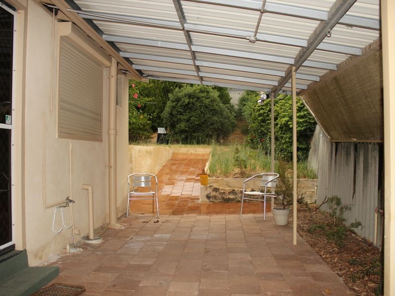 21 Hennessy Avenue, Orelia WA 6167