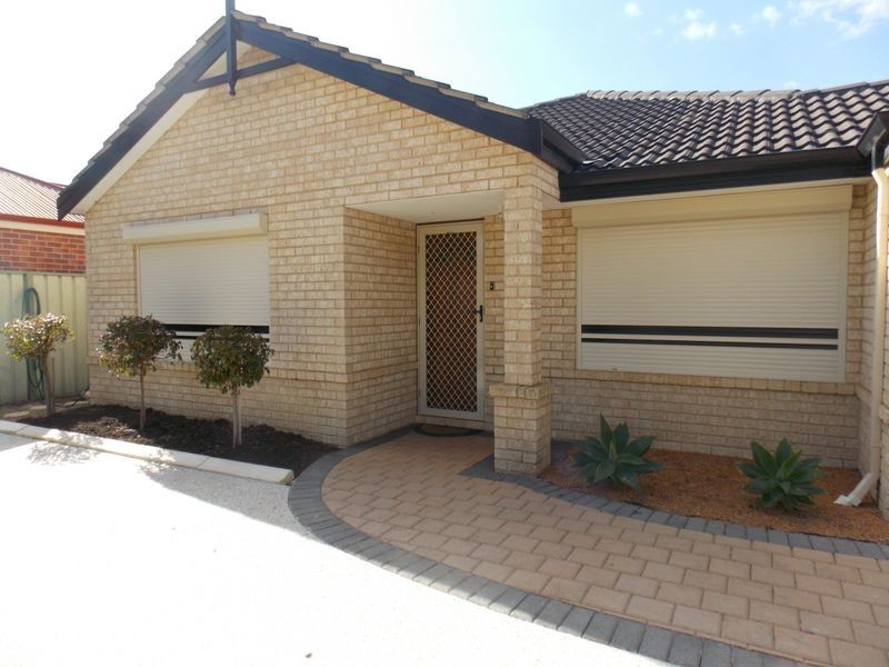 18 Jakovich Circuit, Atwell WA 6164