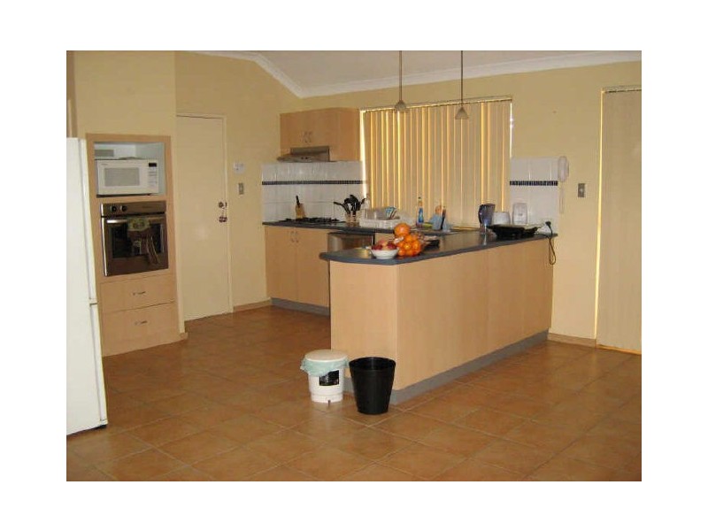 45 Minerva Loop, Success WA 6164