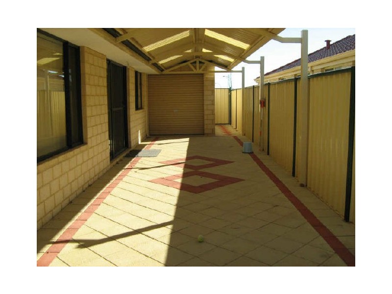 45 Minerva Loop, Success WA 6164