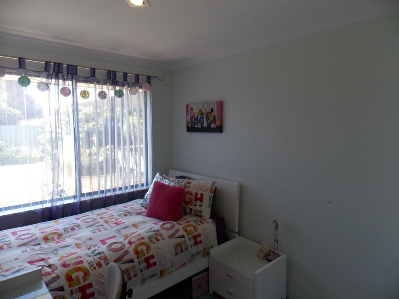 10 Jakovich Circuit, Atwell WA 6164