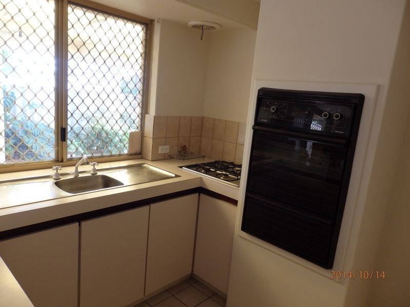 20/208 Burslem Drive, Maddington WA 6109