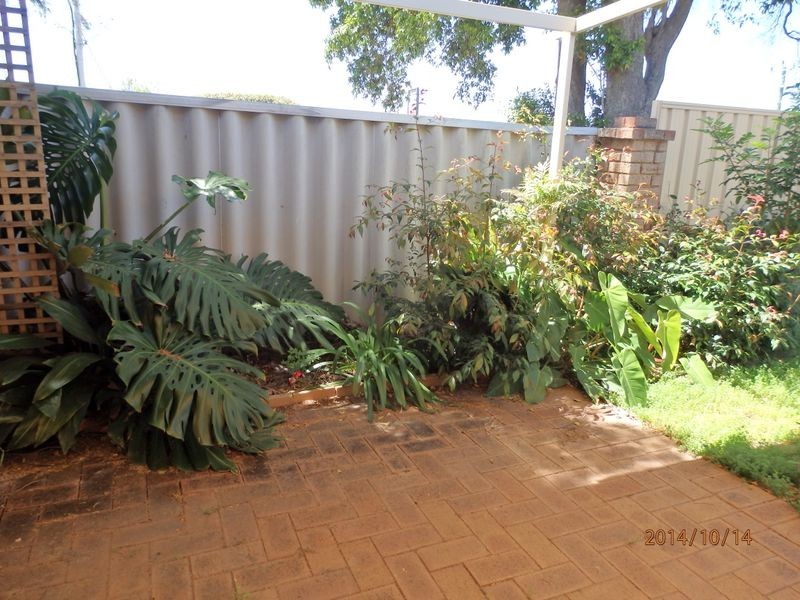 20/208 Burslem Drive, Maddington WA 6109