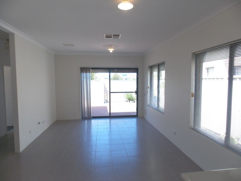 6/7 Crossville Way, Success WA 6164