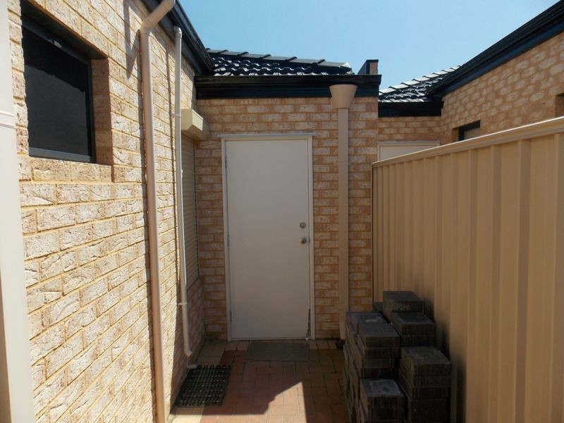 6/7 Crossville Way, Success WA 6164