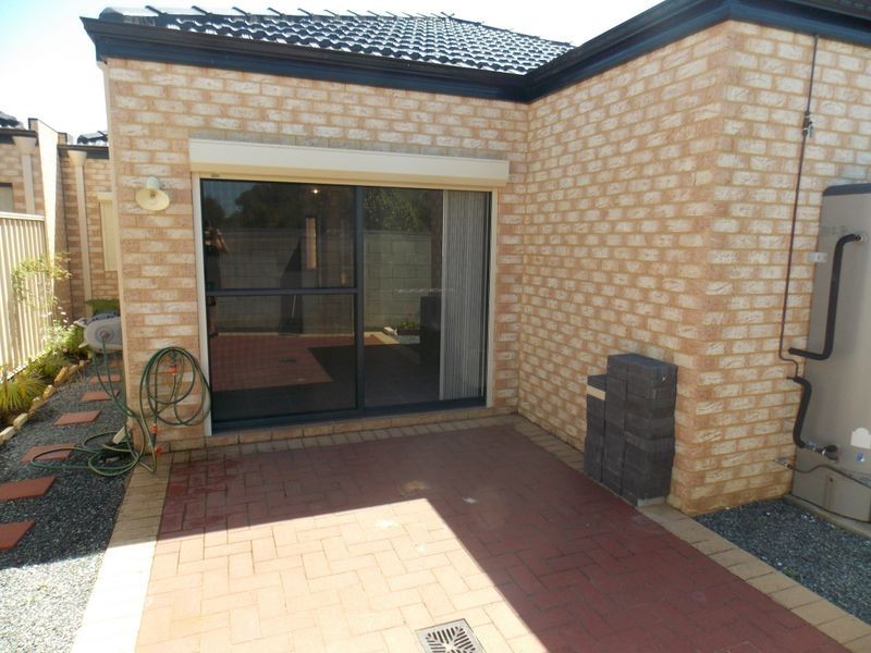 6/7 Crossville Way, Success WA 6164